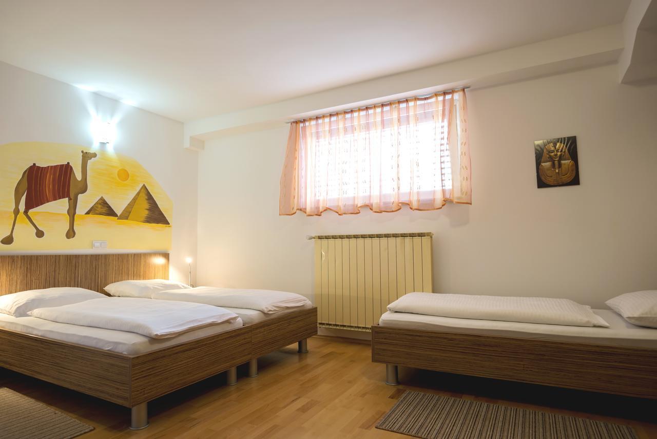 Guest House Mlada Lipa マリボル エクステリア 写真