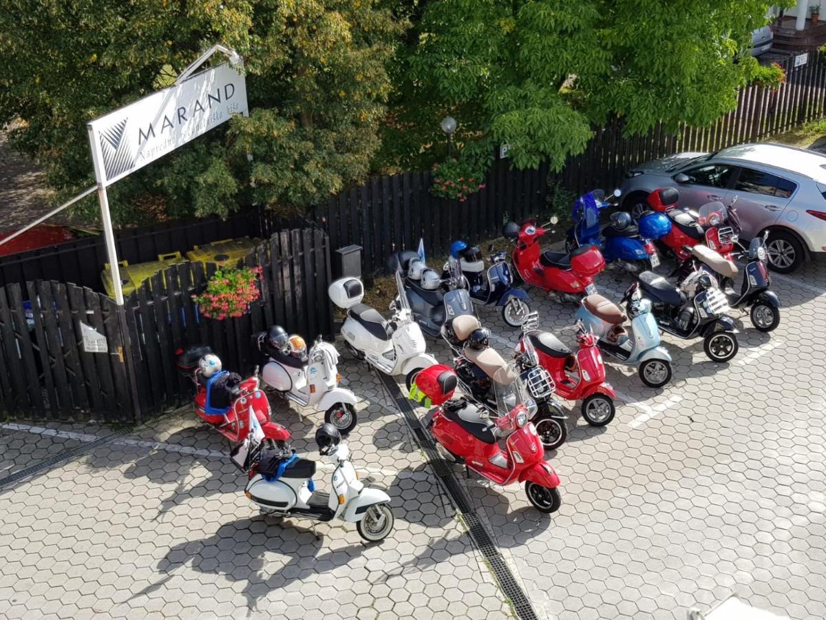 Guest House Mlada Lipa マリボル エクステリア 写真