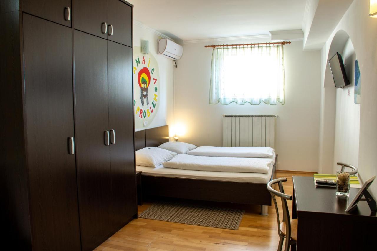 Guest House Mlada Lipa マリボル エクステリア 写真